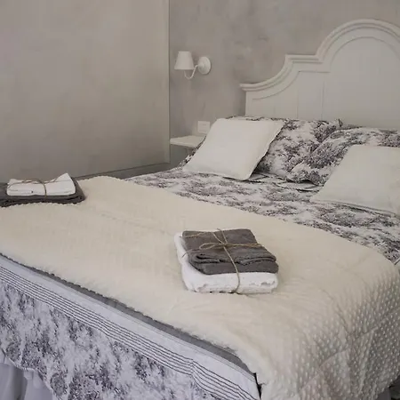Le Dolcezze Bed and breakfast Crone