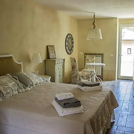 Le Dolcezze Bed & Breakfast Crone